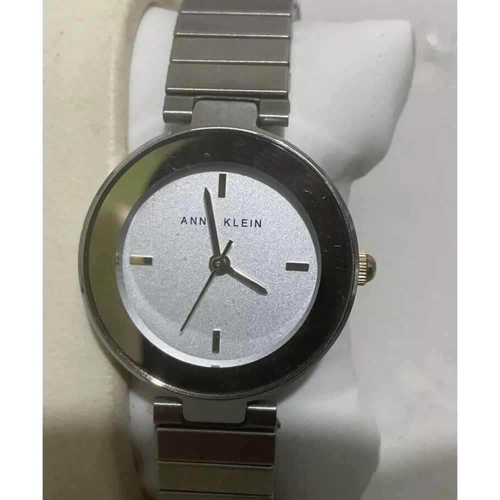 ANNE KLEIN Womens Watch. Stretch Band New Battery